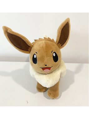 Pokemon Eevee Plush 8” Stuffed Animal 2022 Nintendo Game Freak Brown